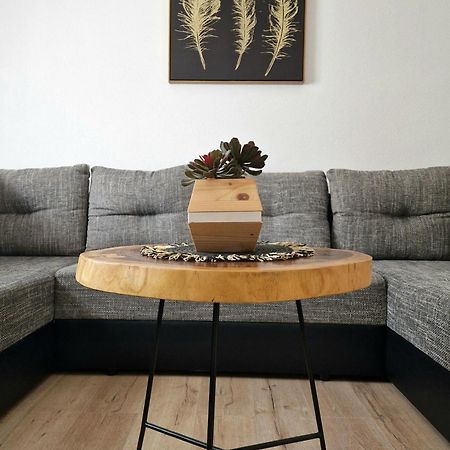 2 Bedroom Apartment Ljubica 锡尼 外观 照片